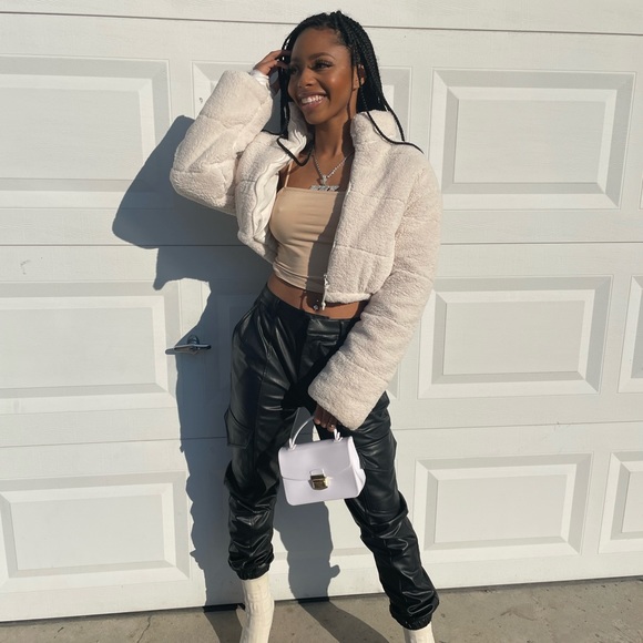 Black faux leather pants - Picture 2 of 3